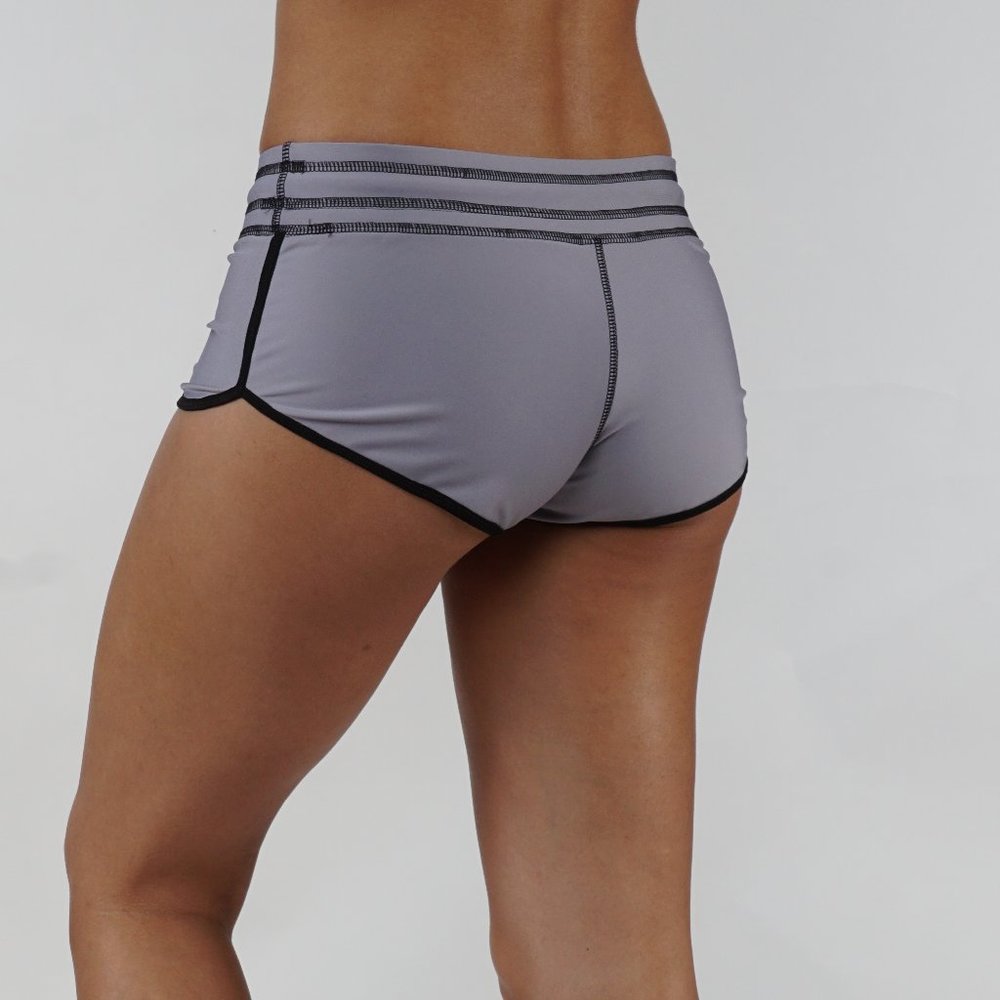 Casual Shorts Elastic Waist Band - Picture 2 of 4
